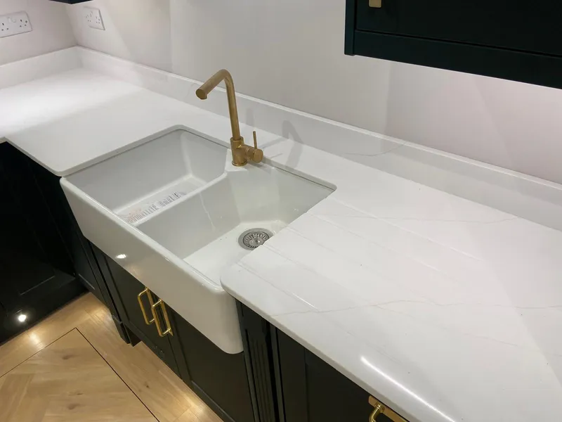 Oro Venato Bstone quartz kitchen worktops
