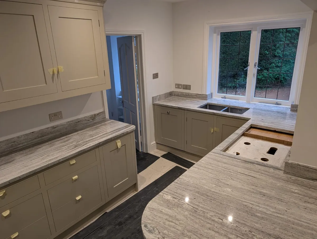 Valley White granite kitchen worktops