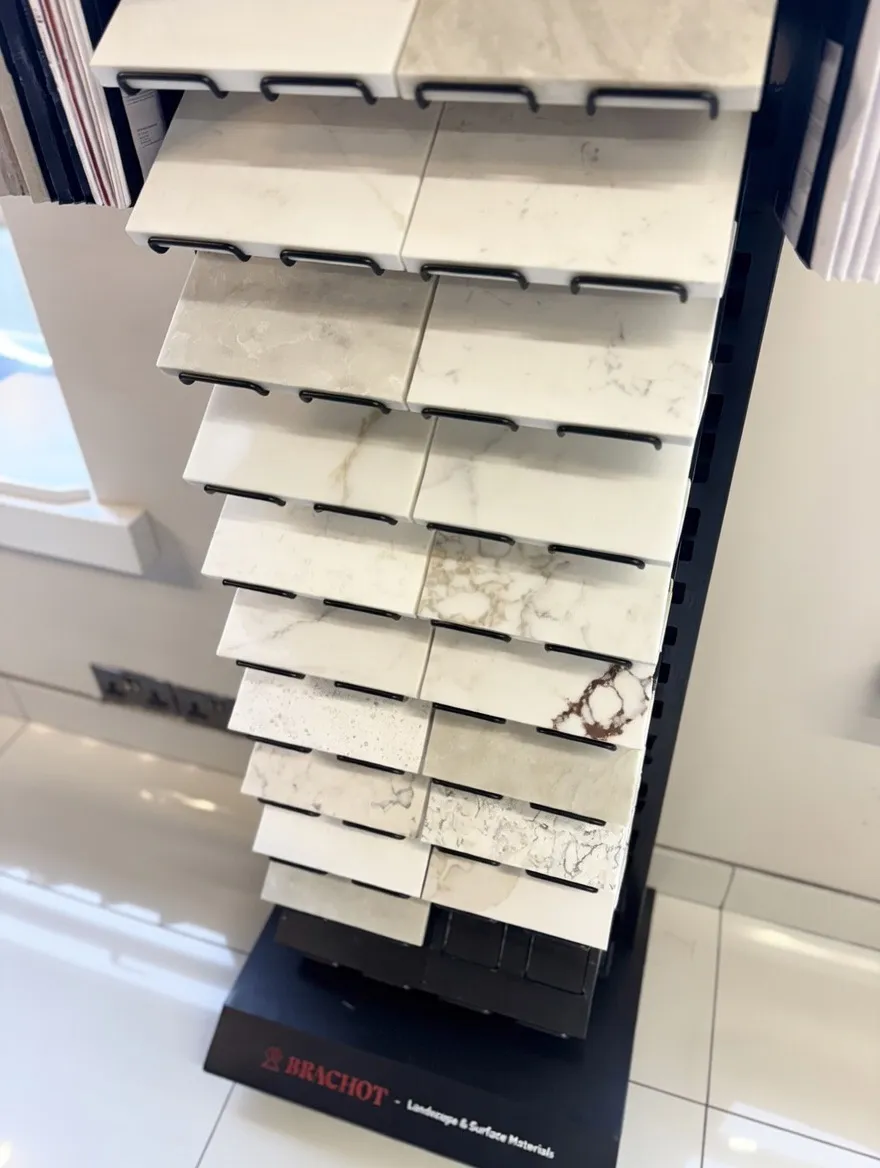 In2stone showroom material samples