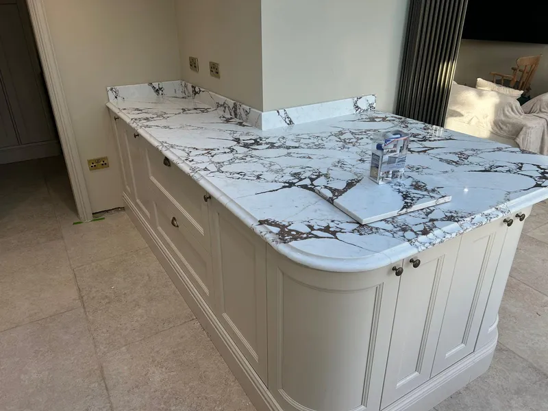 Calacatta Viola BQS quartz kitchen worktops