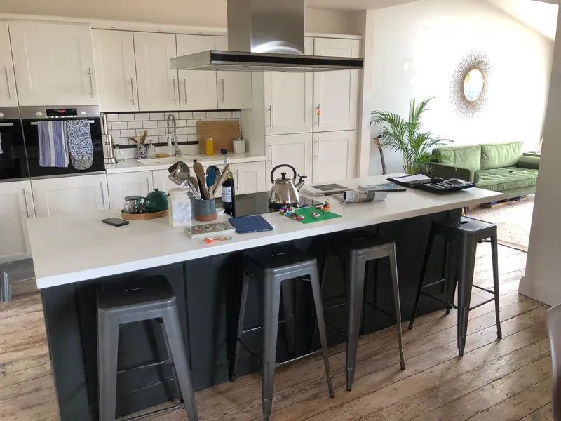 Invisible White Laminam ceramic kitchen worktops