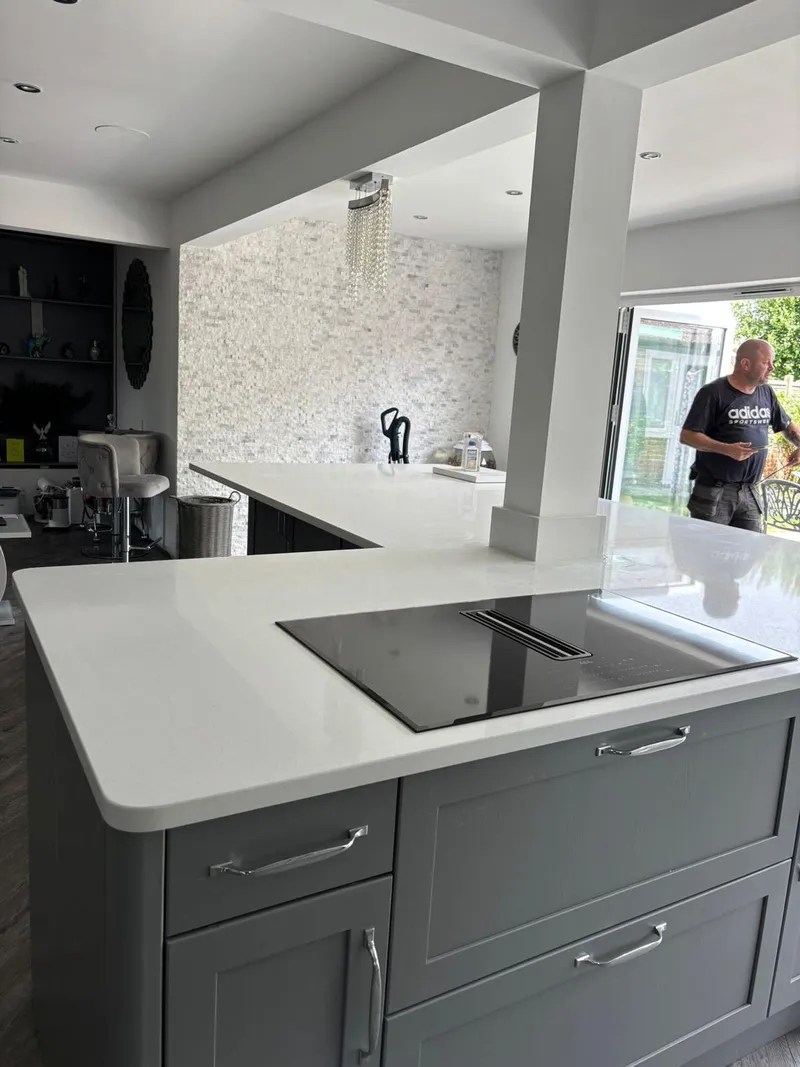 White Shimmer BQS quartz worktop uplift