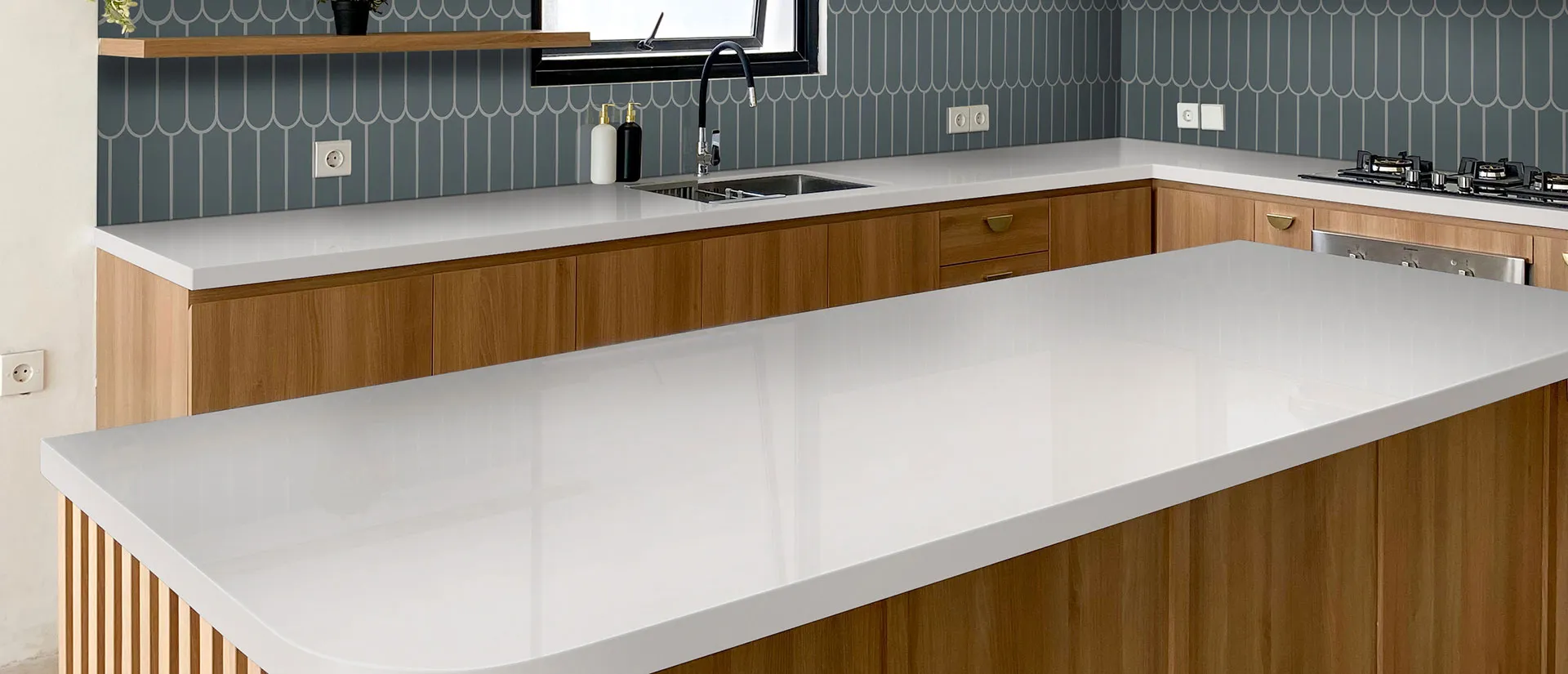 Arctic White Quartzite