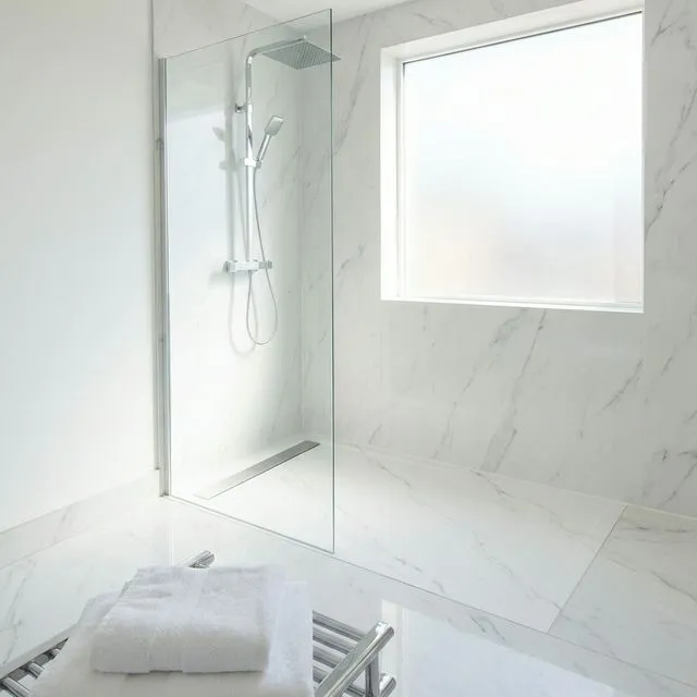 Bright Contemporary Walk-In