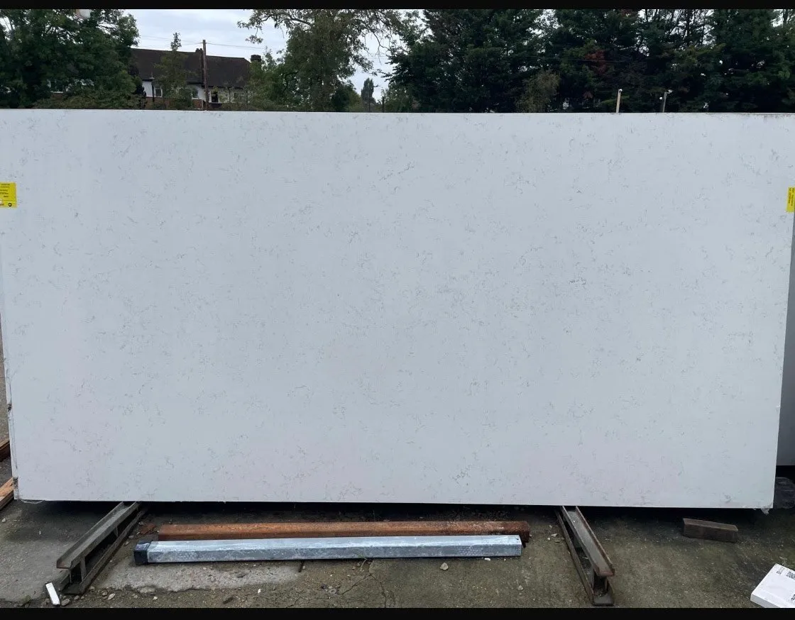 Modern Quartz Stone Carrara Marmi Quartz