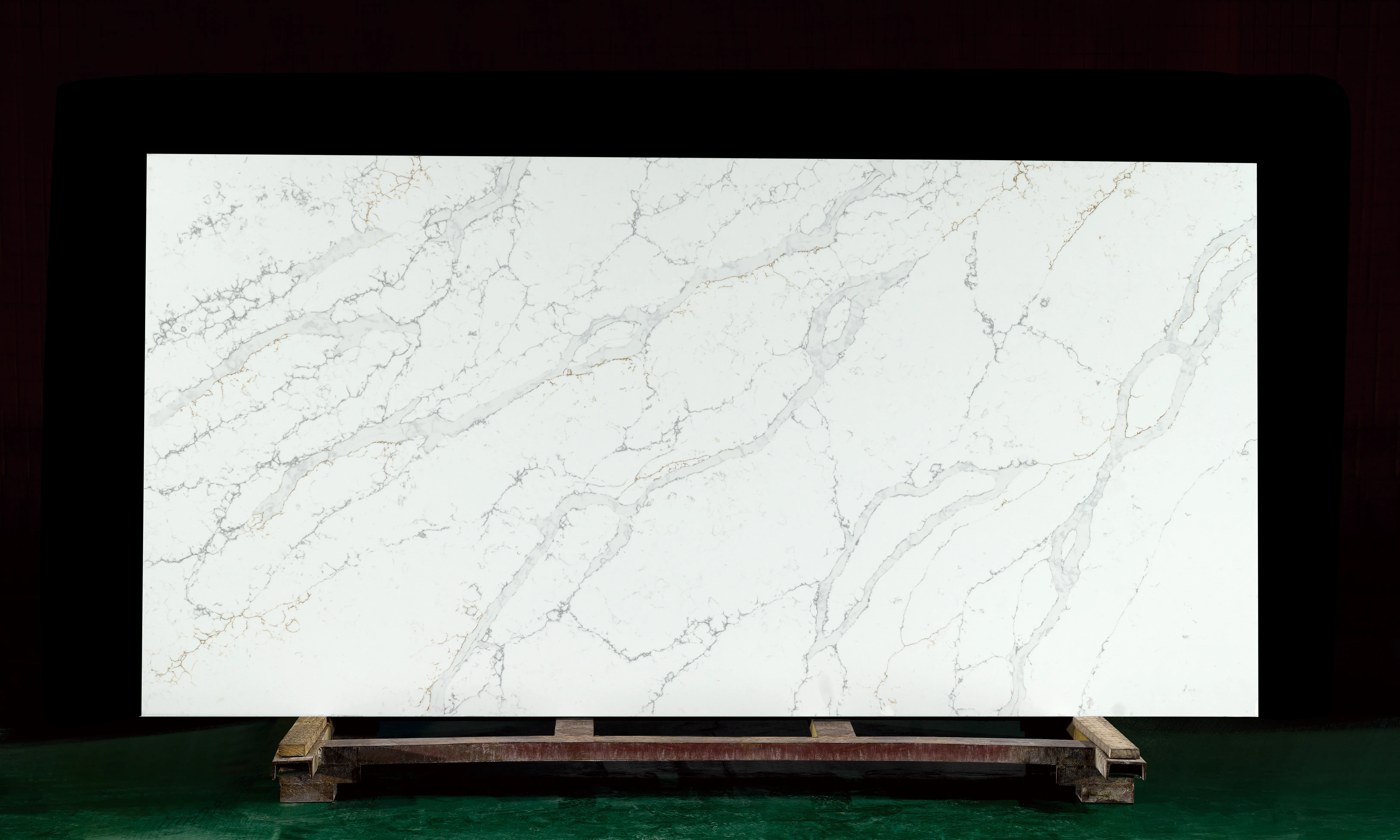 Nilestone Calacatta Gold Quartz