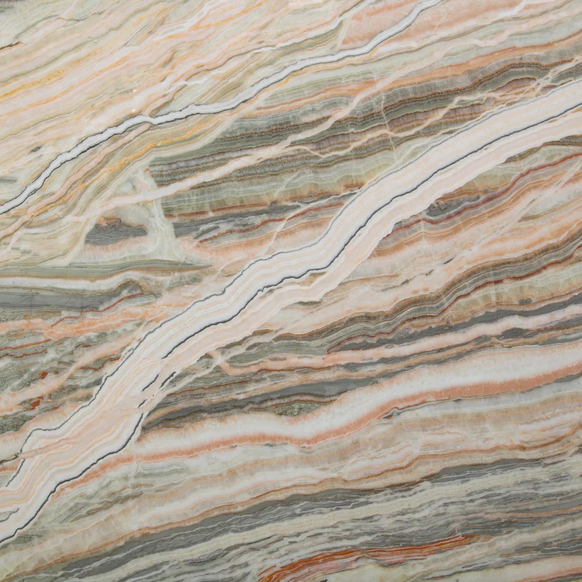 Rainbow Vent Cut Onyx