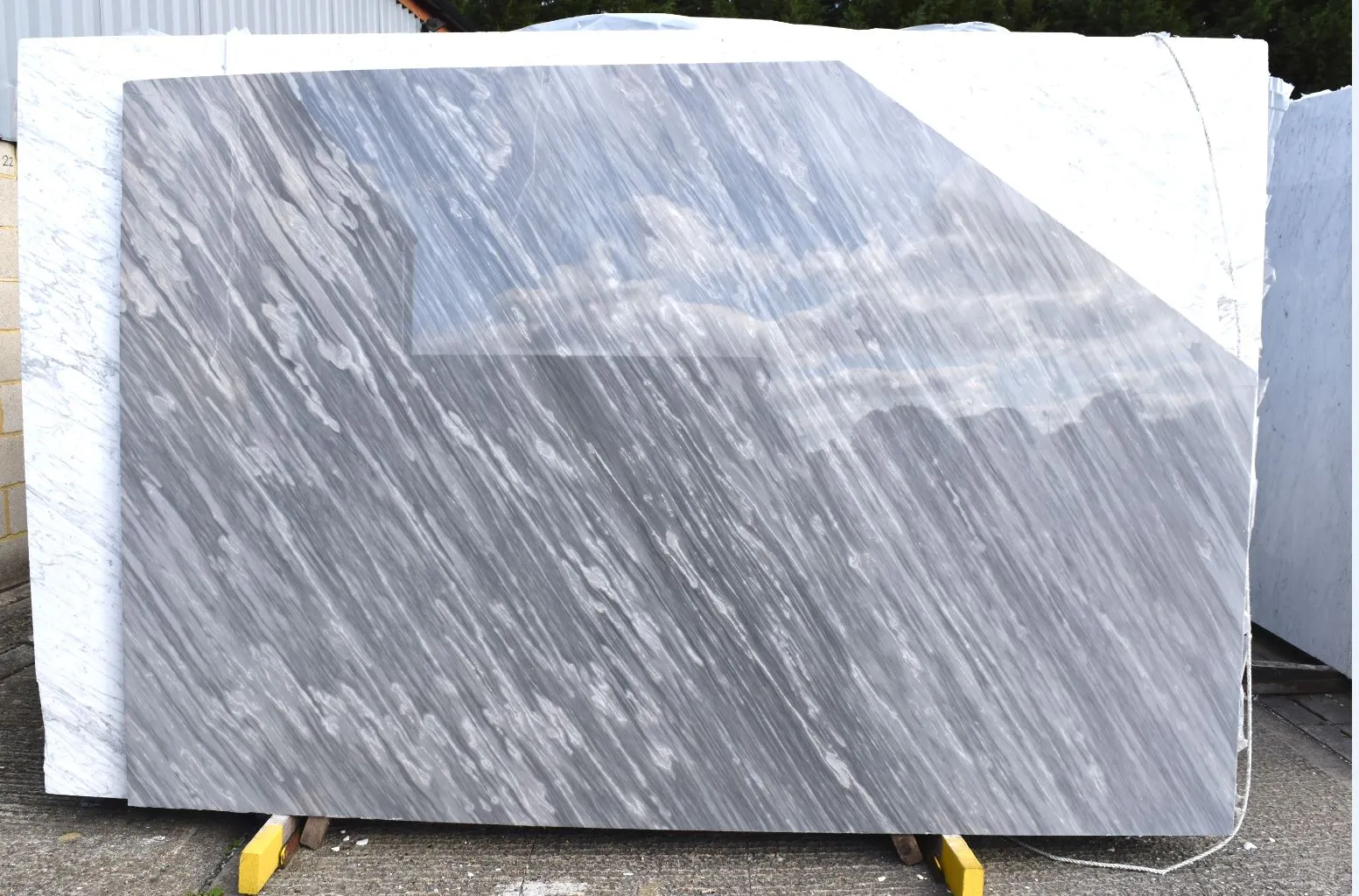 Dove Nuvolato Marble