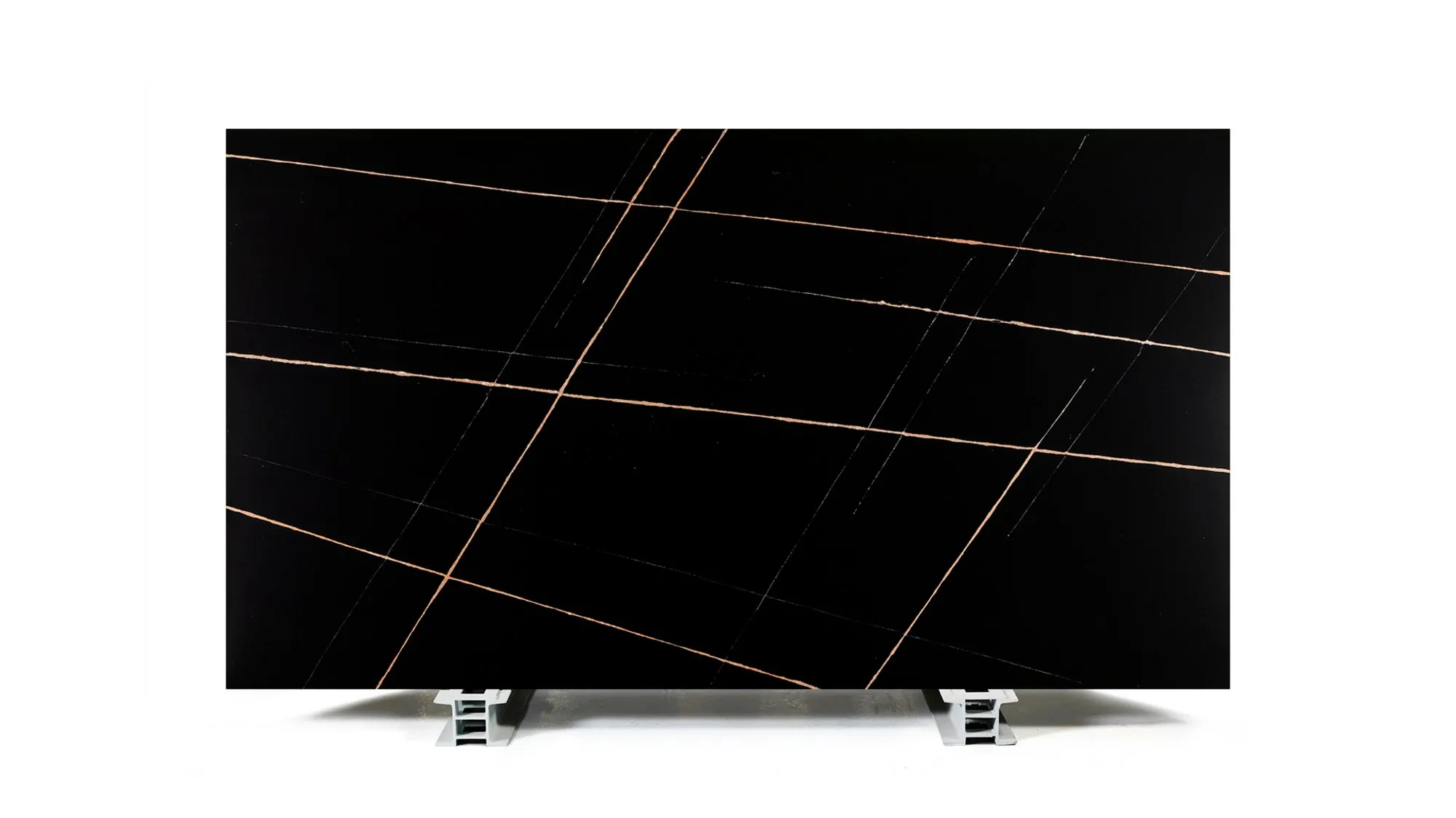 Unistone Sahara Noir Quartz