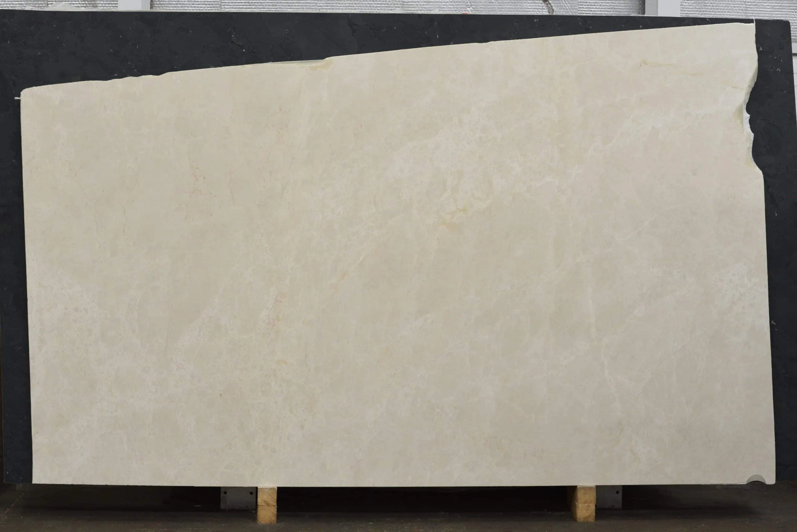 Cremo Bello Extra Honed Marble