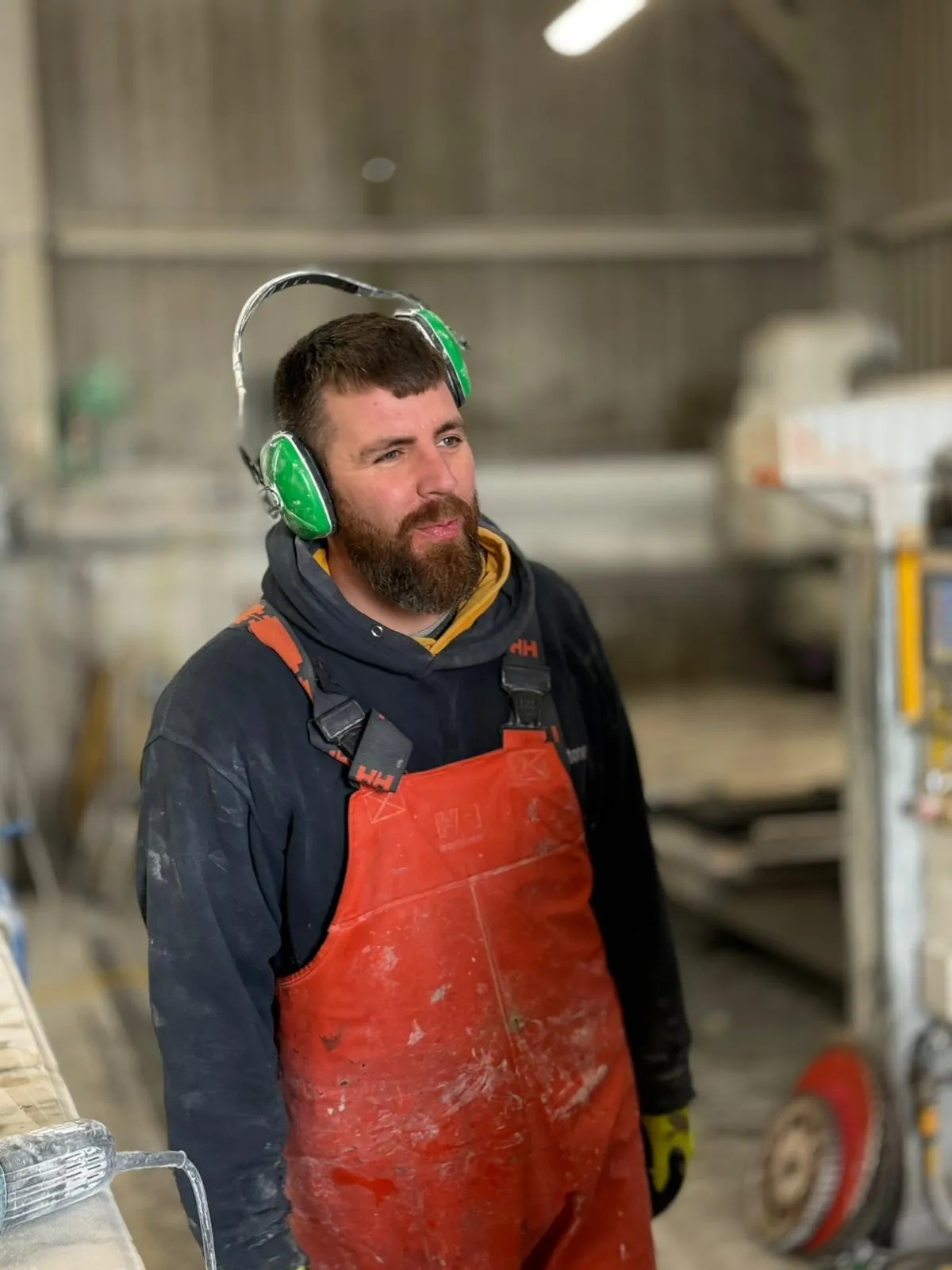 In2stone craftsman in the fabrication workshop